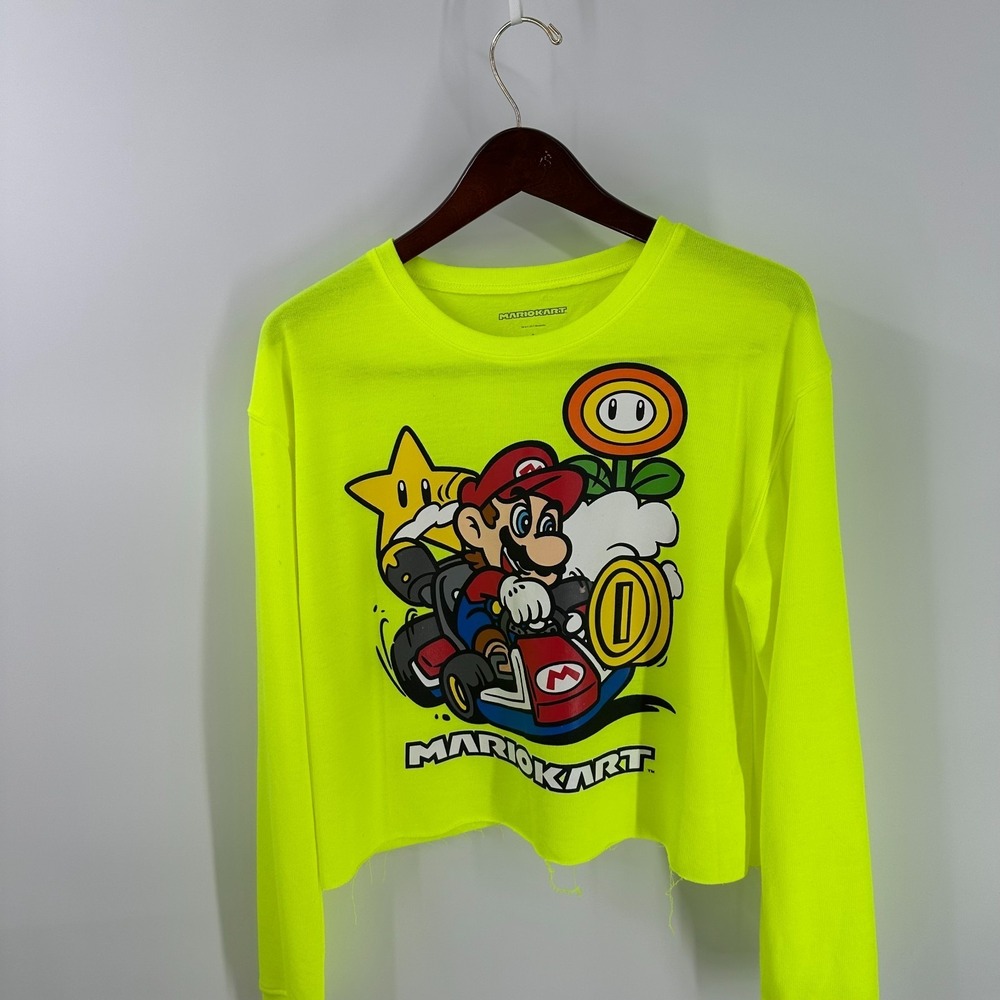 Nintendo 2017 Mario Kart Classic Long Sleeve Graphic Crop Top Lime Green Size L